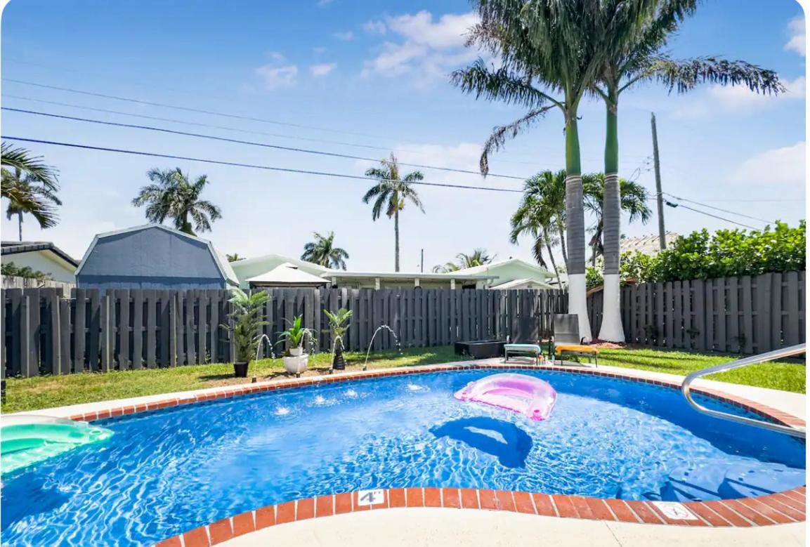 Amazing Home W Heated Pool 8 Mins To The Beach Lighthouse Point Exterior foto