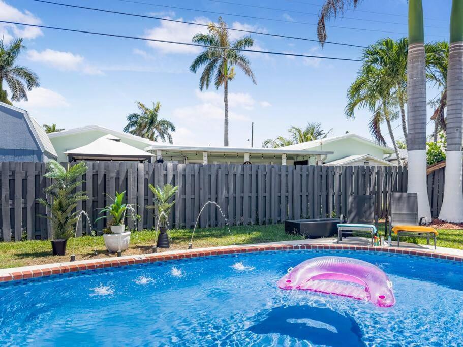 Amazing Home W Heated Pool 8 Mins To The Beach Lighthouse Point Exterior foto